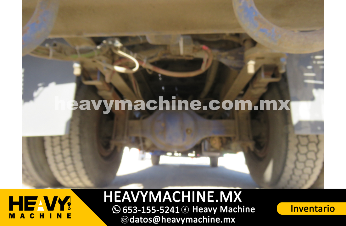 Grúa Articulada 2007 Freightliner M2 106